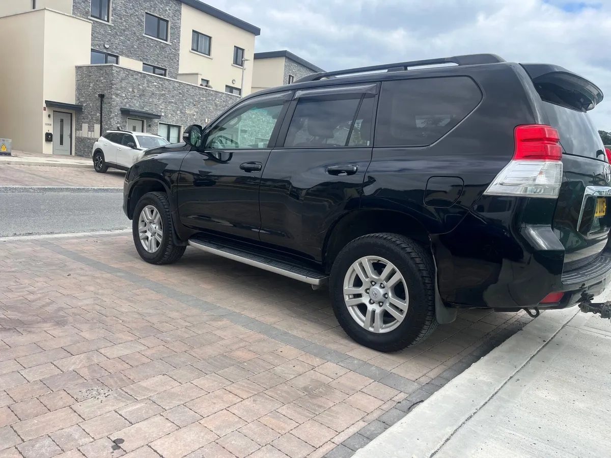 Toyota Land Cruiser 2010 - Image 4