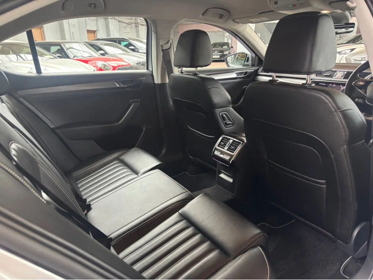 Skoda Superb STYLE 2.0 TDI 122BHP DSG 5DR 96000 km - Image 4