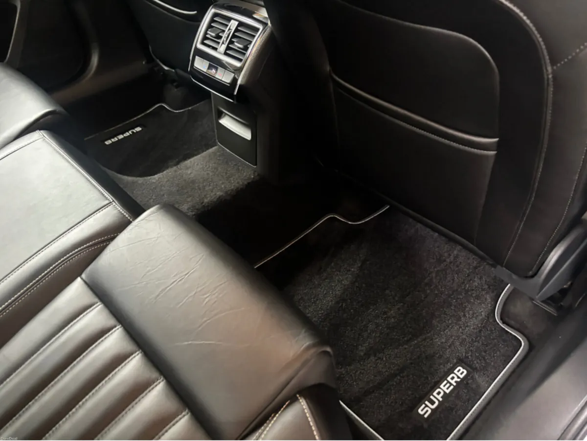 Skoda Superb STYLE 2.0 TDI 122BHP DSG 5DR 96000 km - Image 5