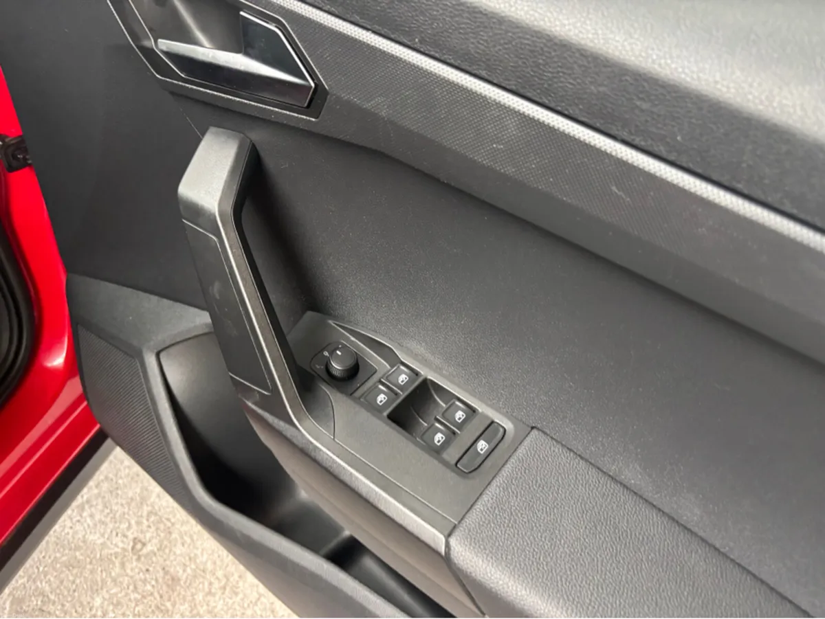 SEAT Arona PA 1.0 TSI 110HP SE+ 5DR - Image 6