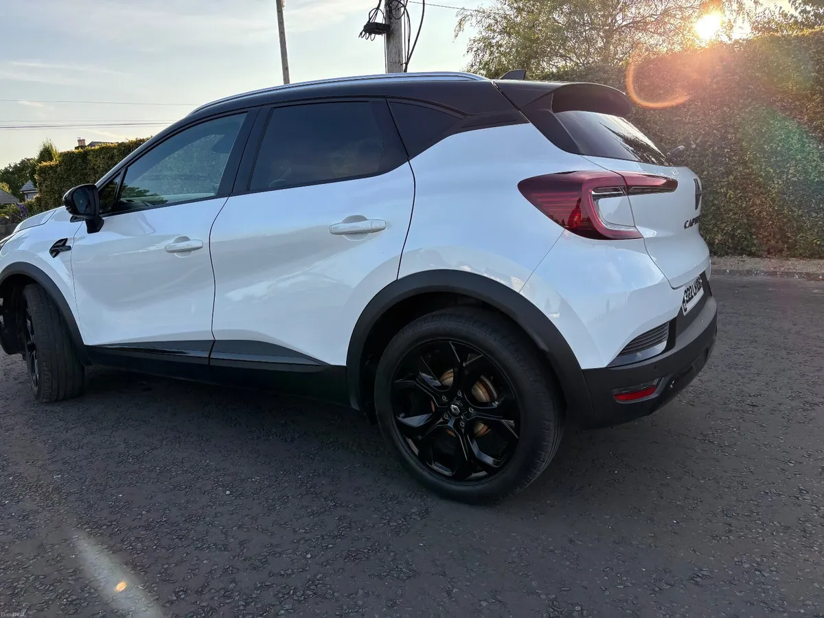 Renault Captur 2022 - Image 4