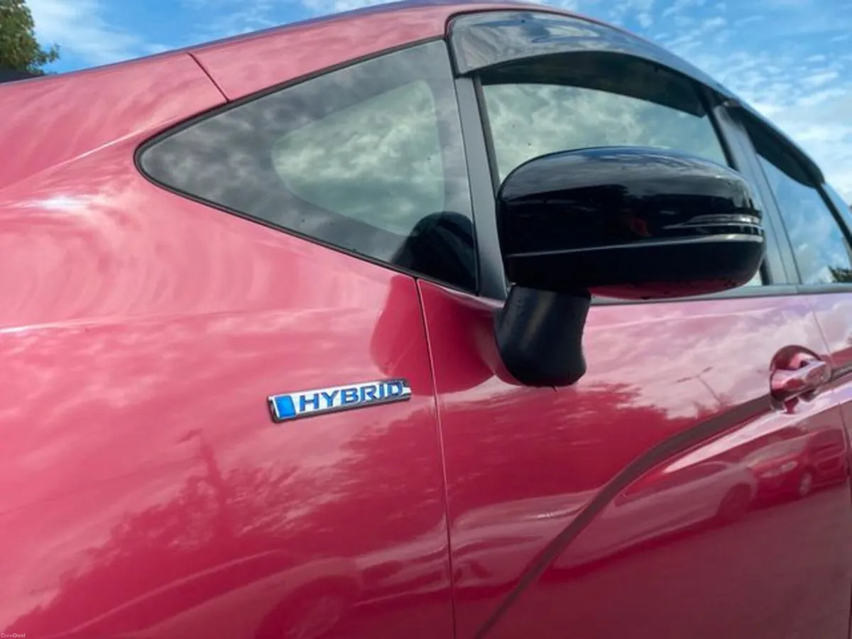 Honda Fit Hybrid High Spec - Image 6
