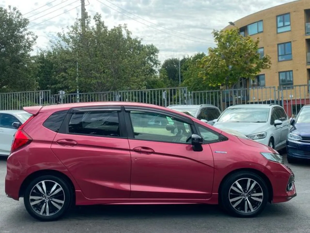 Honda Fit Hybrid High Spec - Image 4