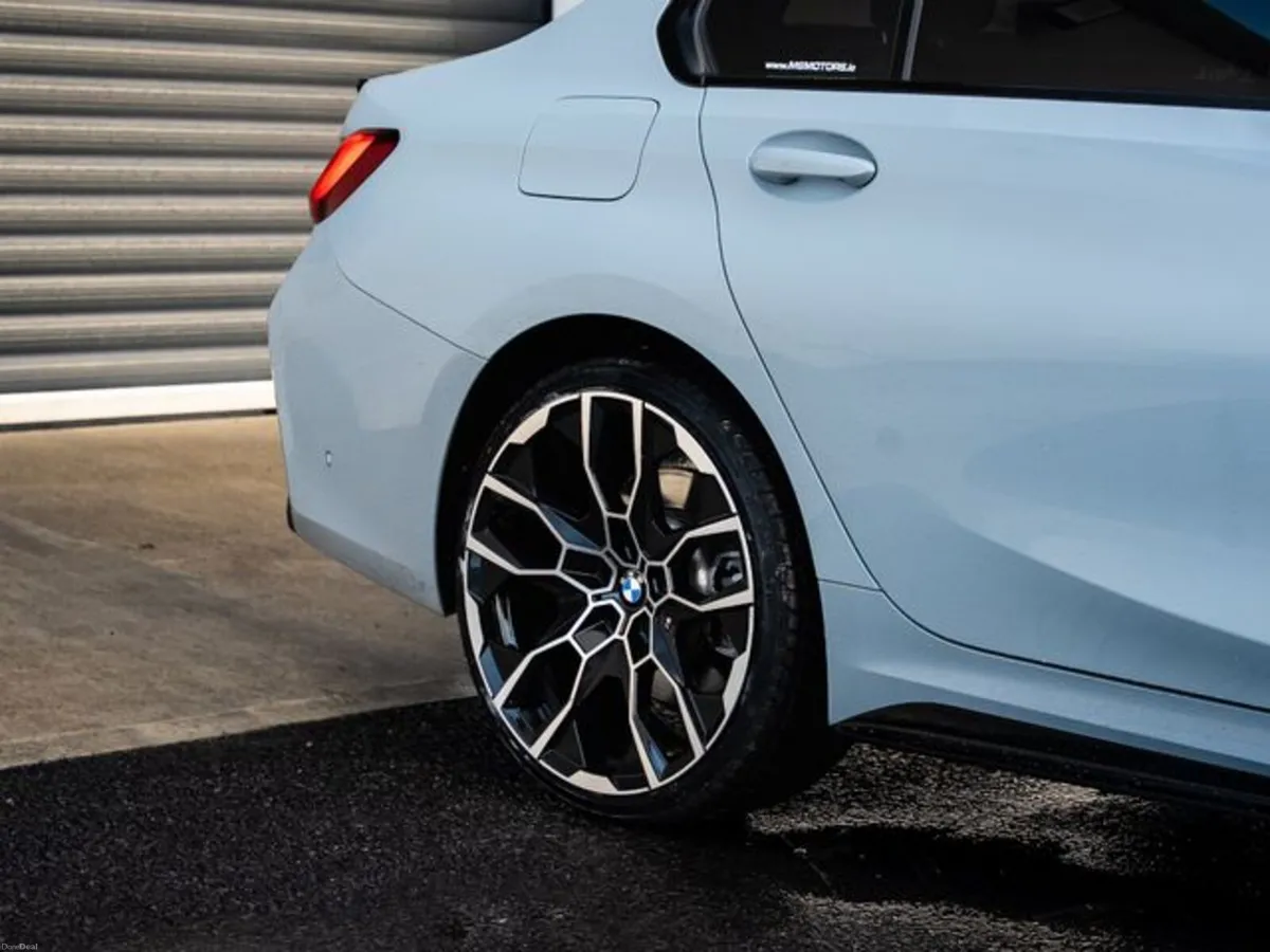 BMW 3-Series 330E M SPORT - Image 4
