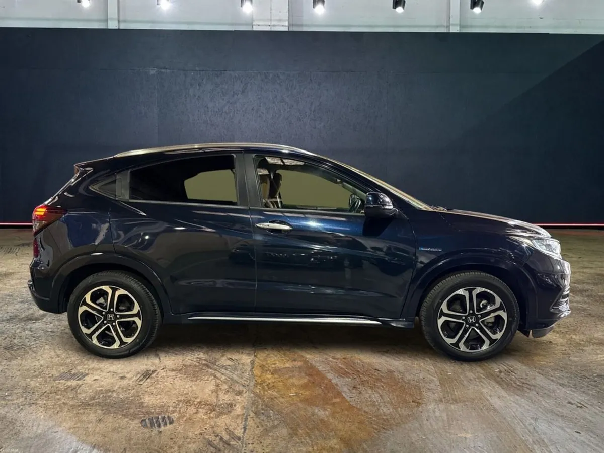 Honda Vezel 1.5 HYBRID AUTOMATIC - BROWN LEATHER I - Image 2