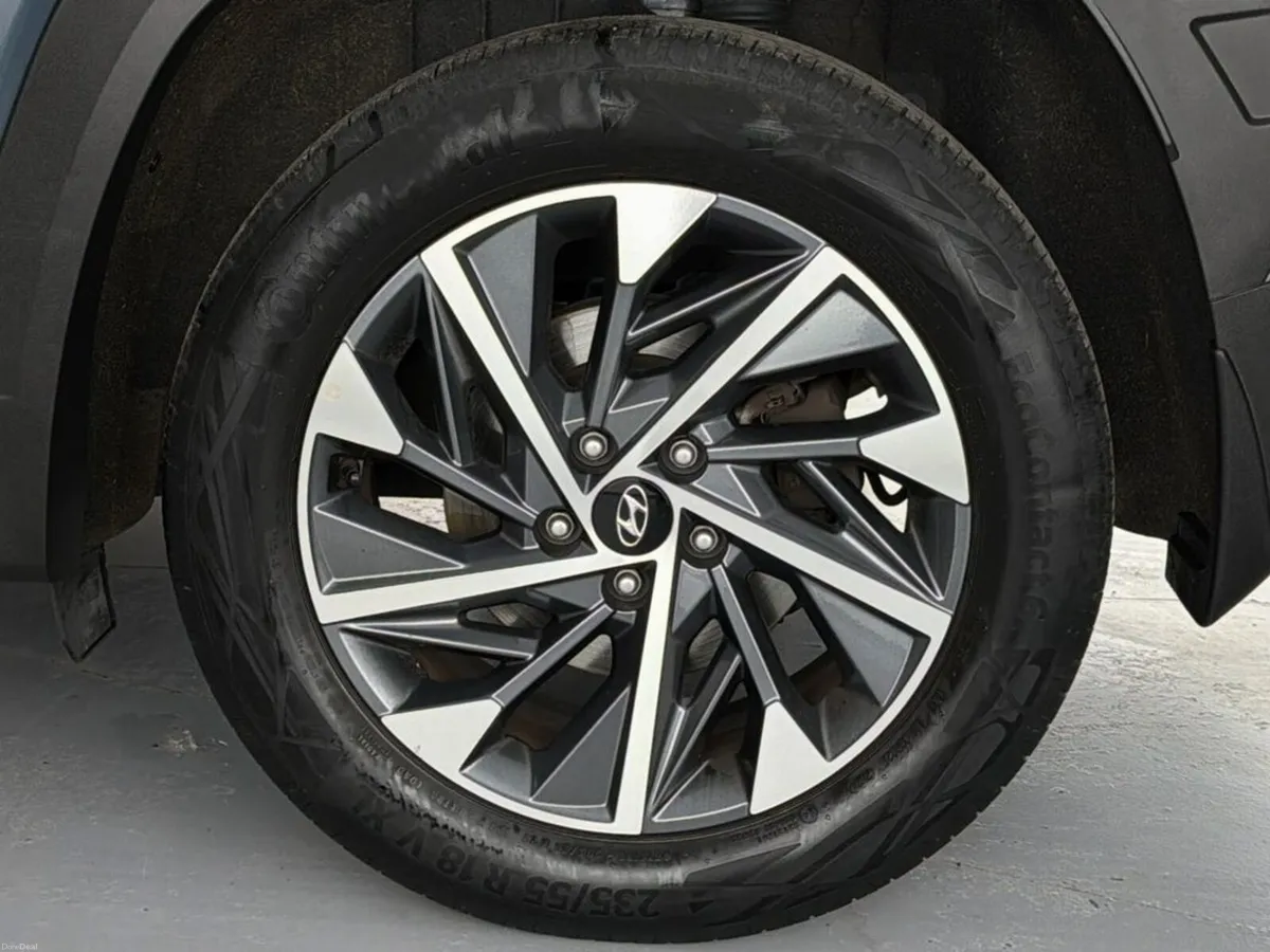 Hyundai Tucson Executive Plus 5DR - Image 3