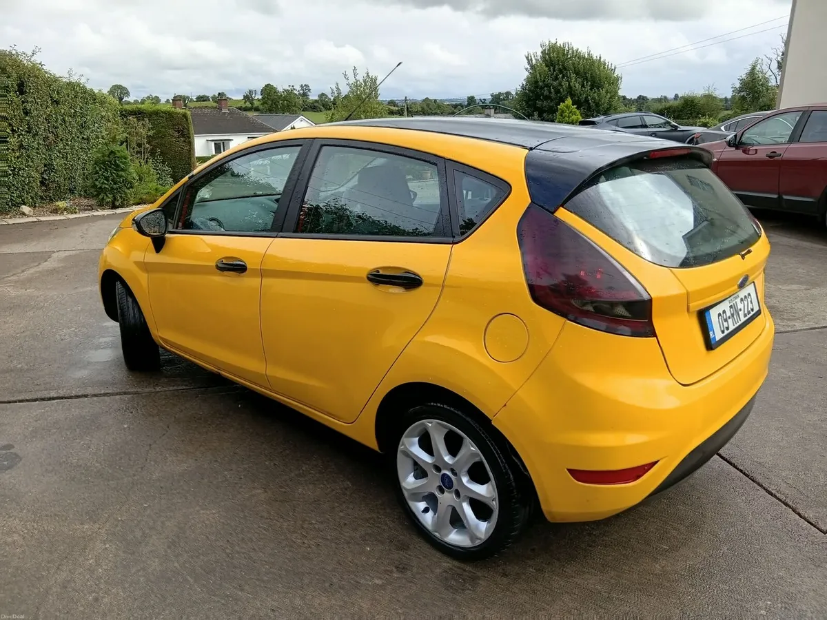 Ford Fiesta  1.4 diesel - Image 2
