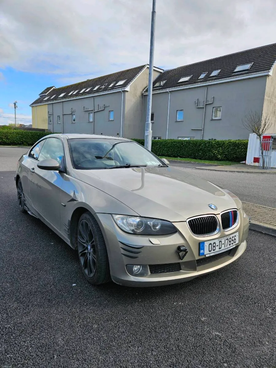 BMW e92 320i automatic - Image 1