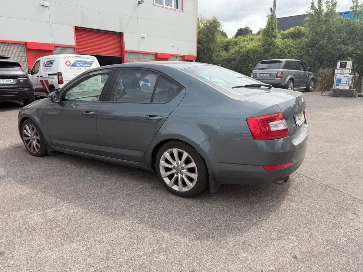 2014 Skoda Octavia - Image 5