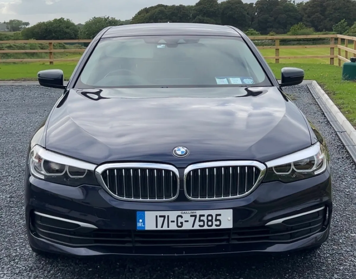 BMW G30 520D XDrive - Extras - Image 3