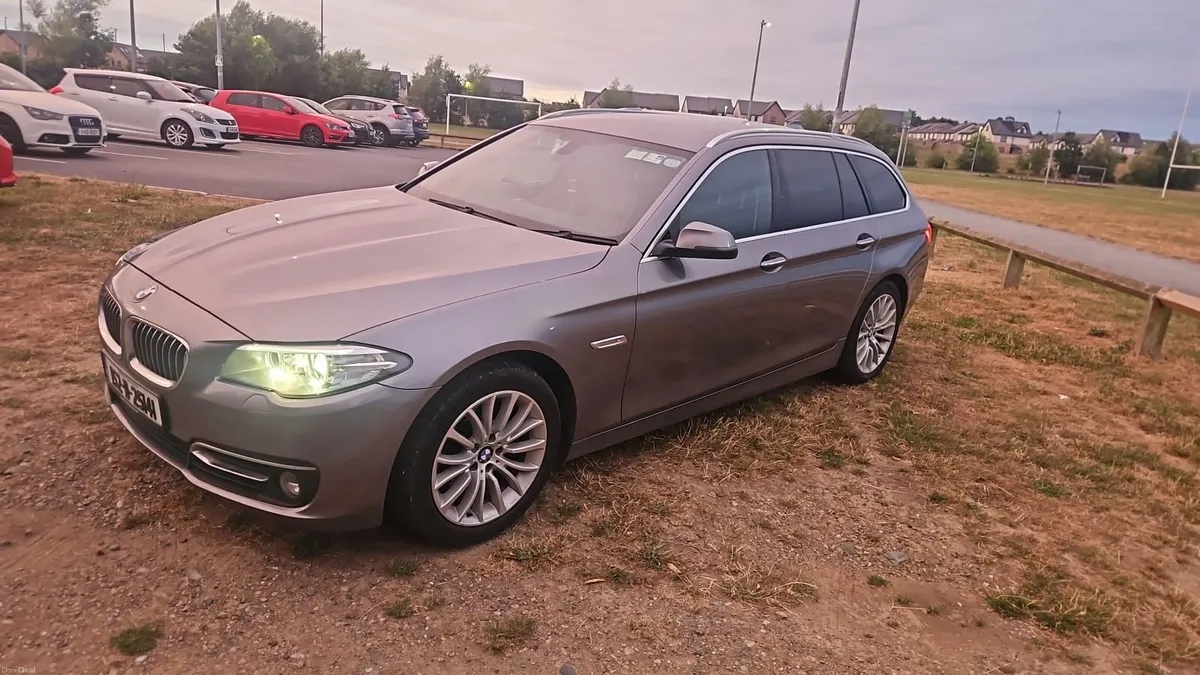 BMW 5-Series 2015 - Image 4