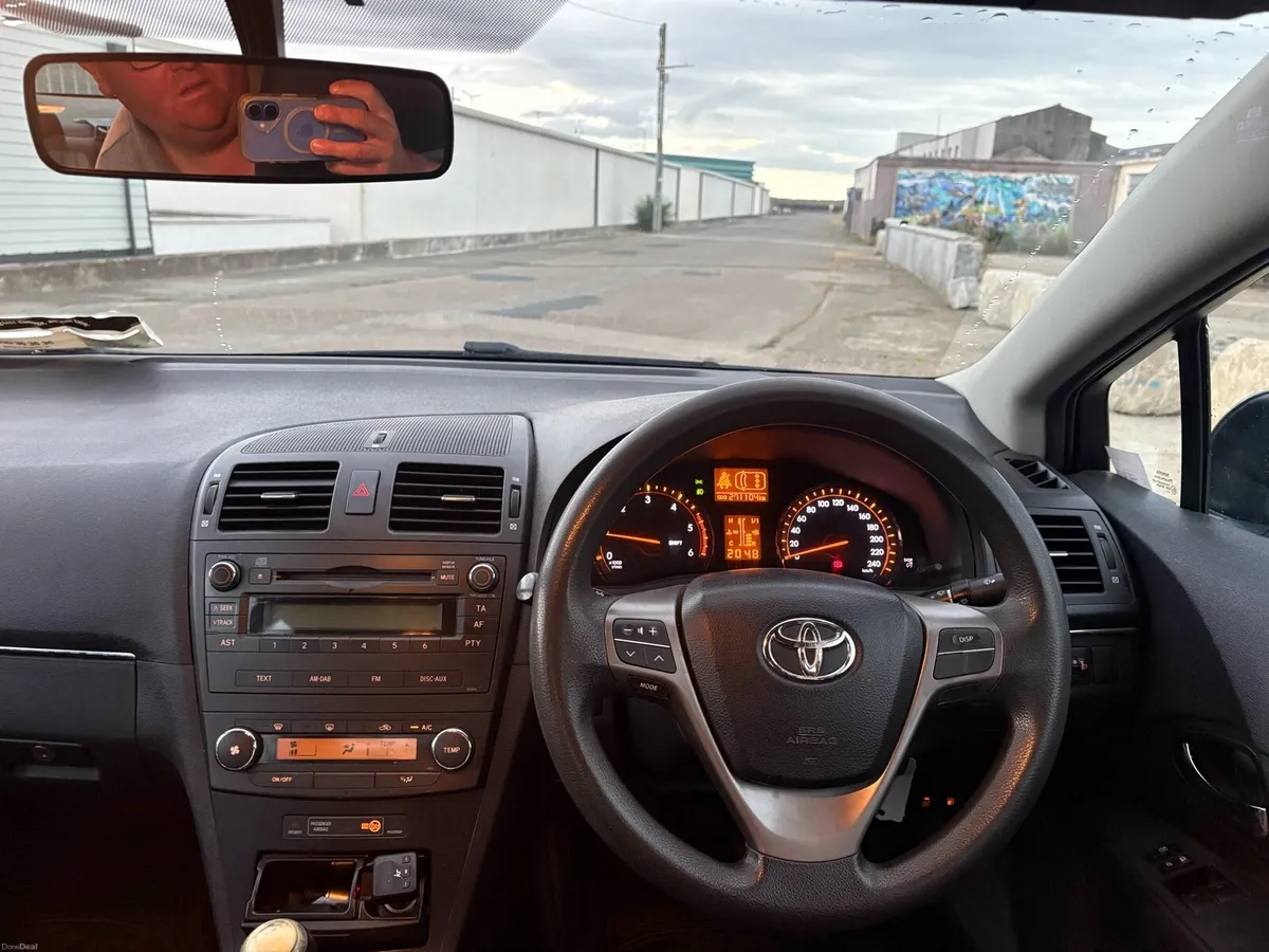 2010 Toyota Avensis, New Nct - Image 5