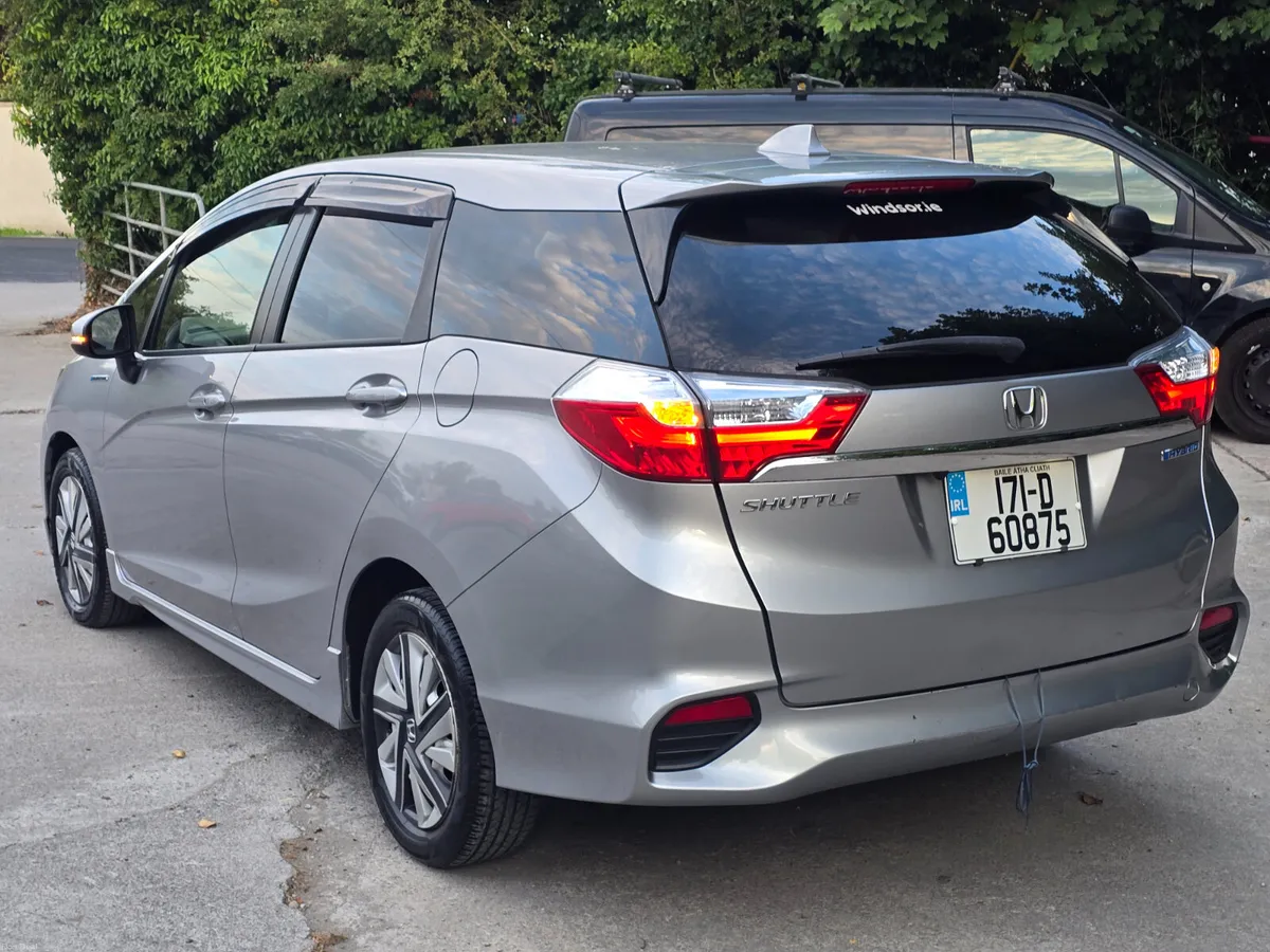 Honda Shuttle 2017 hybrid automatic €6990 - Image 5