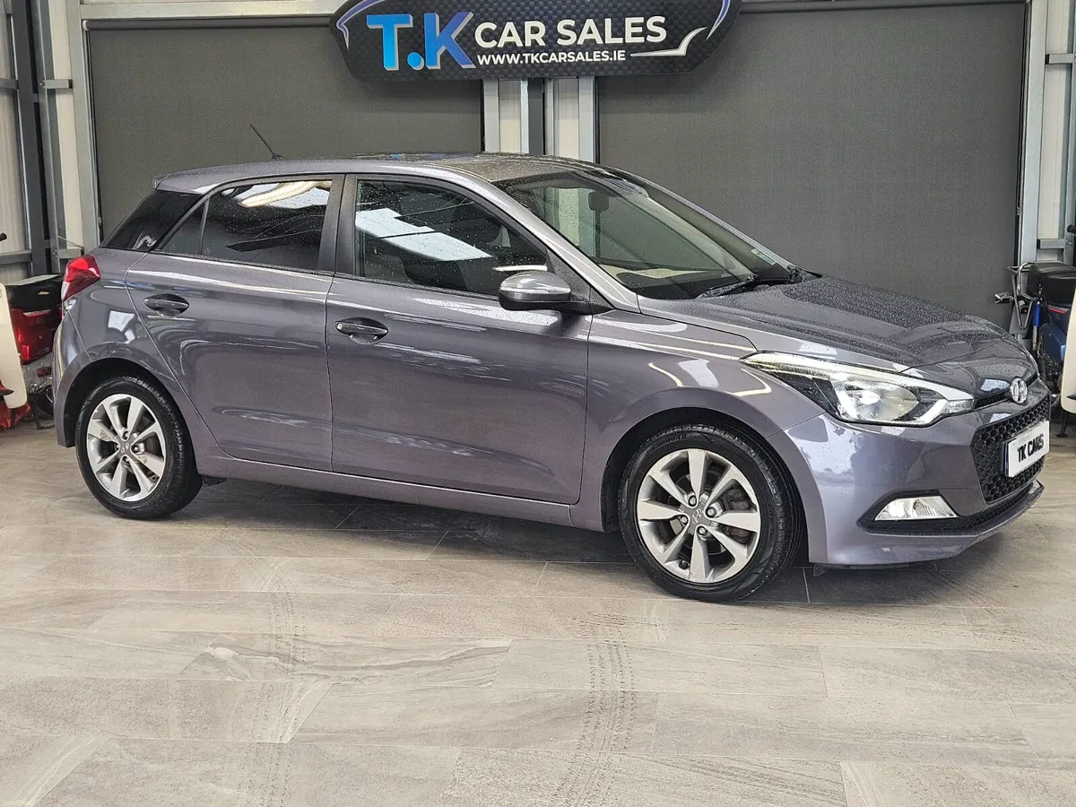 16 HYUNDAI i20 DELUXE 1.4 DIESEL - Image 1