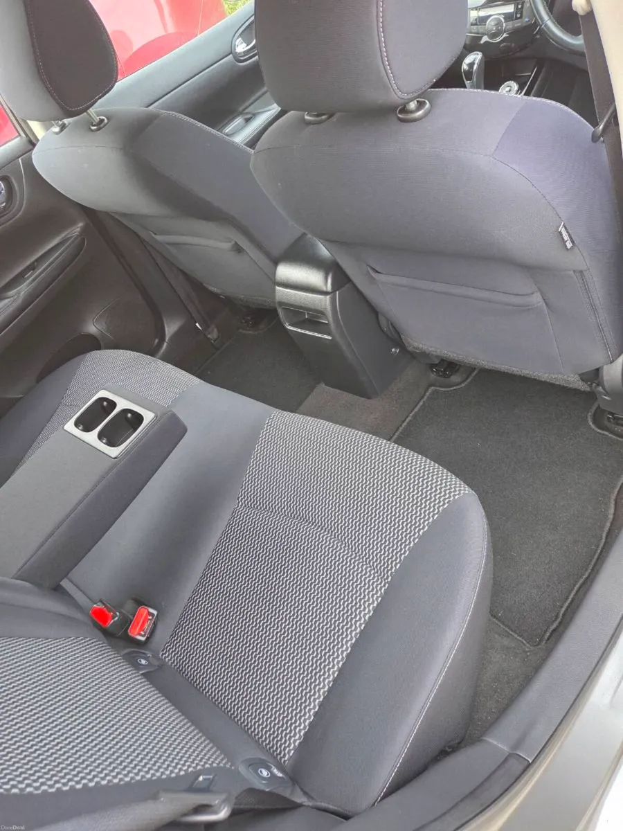 Nissan pulsar petrol automatic €4999 no offers - Image 2