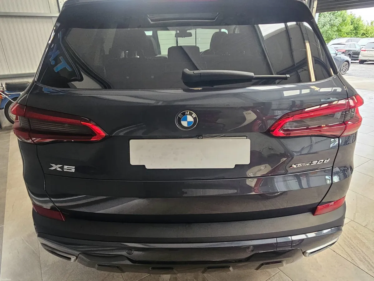 19 BMW  X5  X-DRIVE 3.0 DIESEL XLINE EDITION - Image 6
