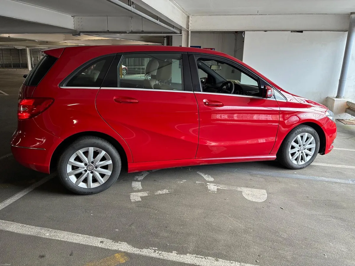 Mercedes B clas Automatic - Image 4
