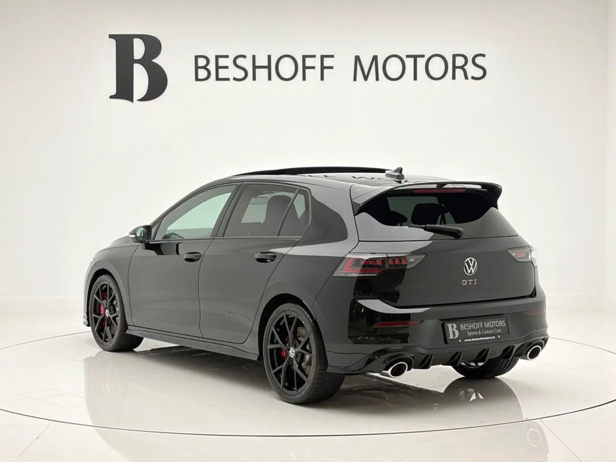 Volkswagen Golf GTI CLUBSPORT 2.0 TSI DSG (300 BHP - Image 3