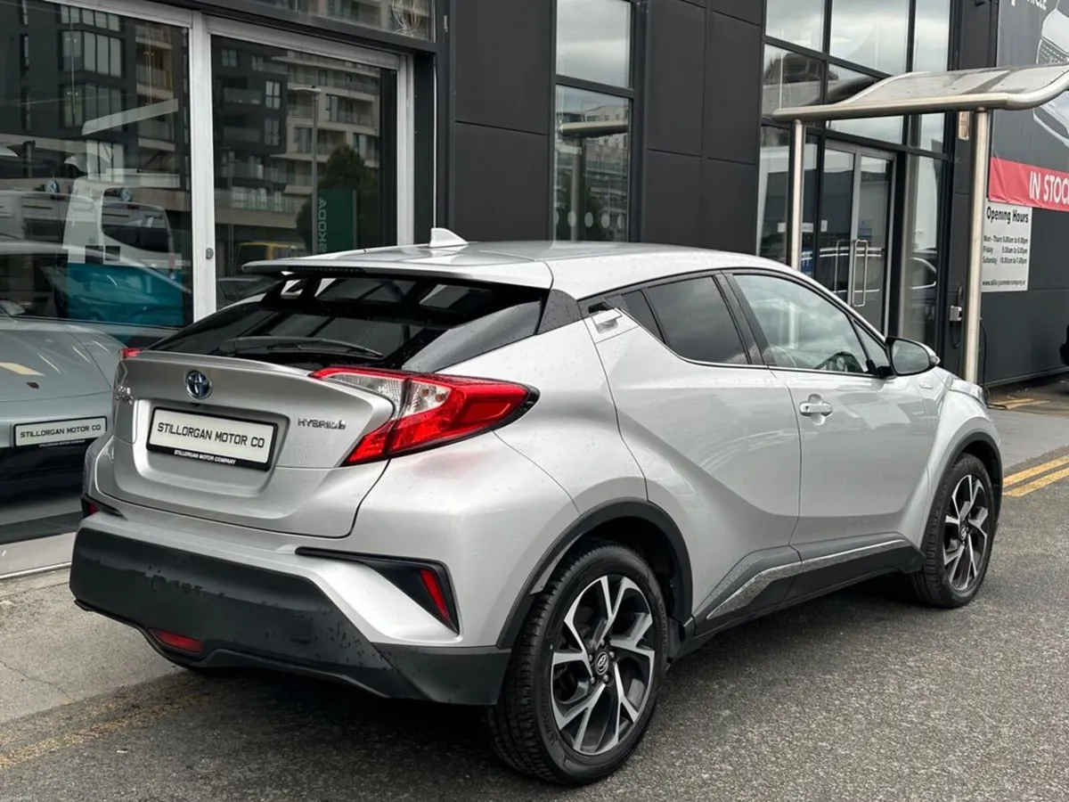 Toyota C-HR Hybrid Sport Auto - Image 6