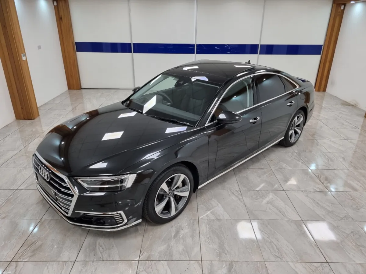 Audi A8 PAN SUNROOF - Image 2