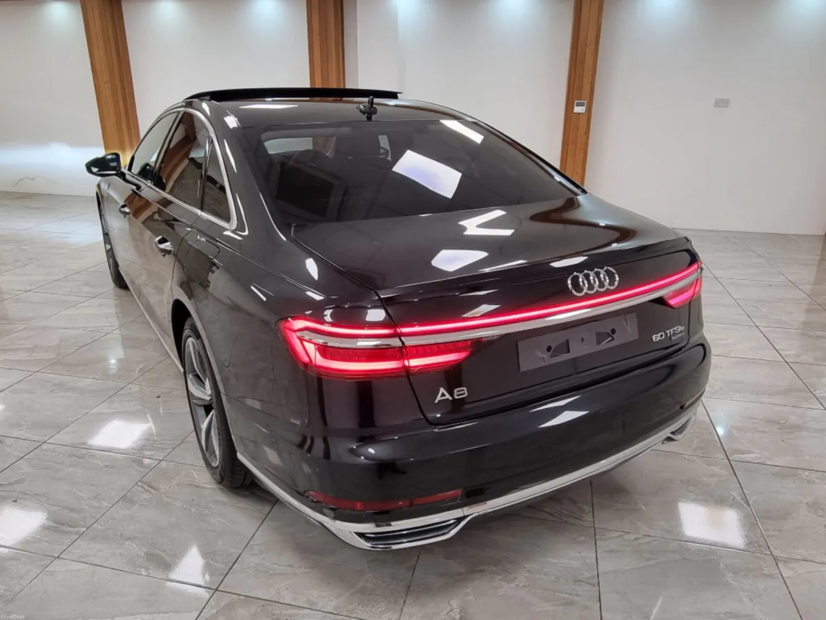 Audi A8 PAN SUNROOF - Image 6
