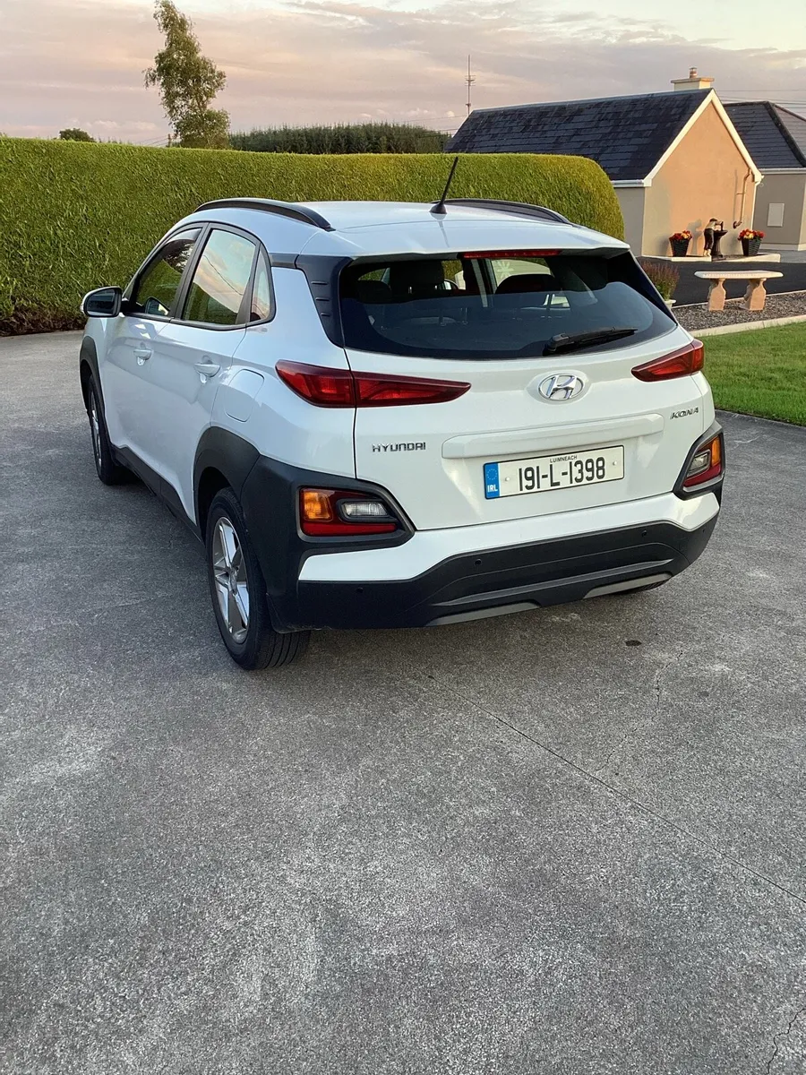Car - Image 1