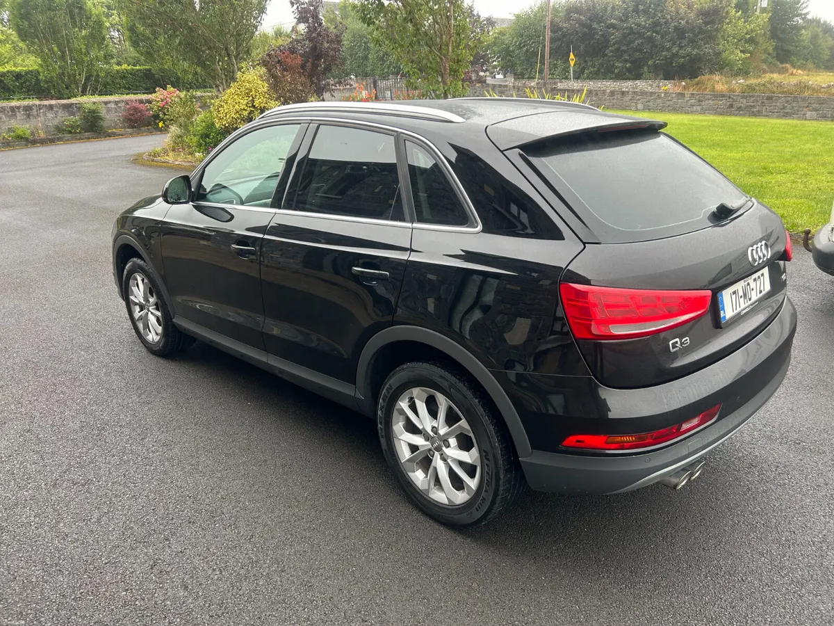 Audi Q3 2.0 TDI,  Leather Upholstery 2017 - Image 6