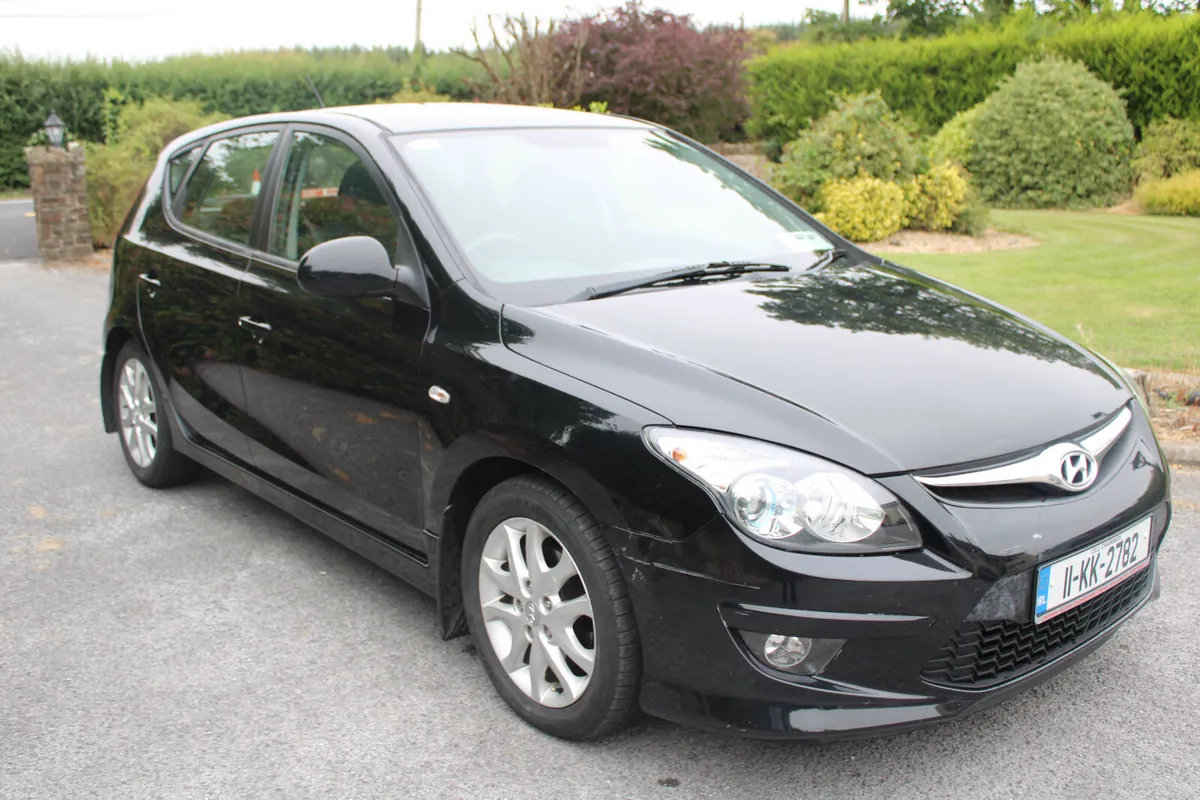 2011 HYUNDAI i30 COMFORT 1.6 CRDI - Image 1