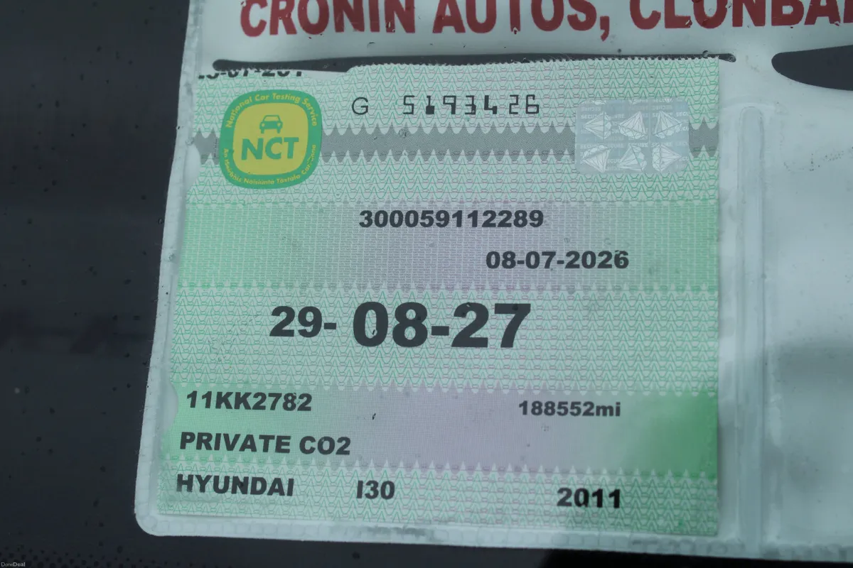 2011 HYUNDAI i30 COMFORT 1.6 CRDI - Image 6