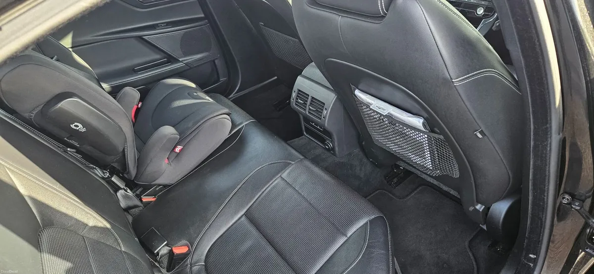 Jaguar XE 2.0D R-Sport 180hp Quick Sale - Image 3