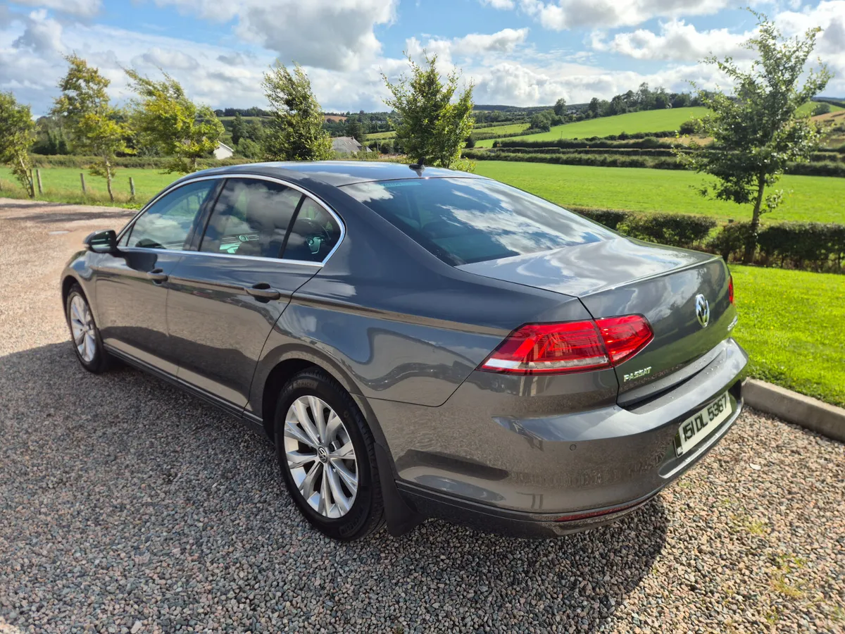 151 Volkswagen Passat 2.0 TDI SE Business - Image 3