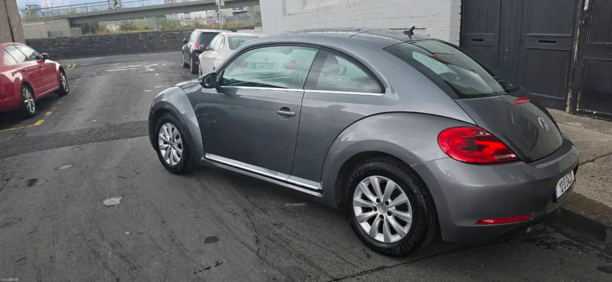 2012 vw beetle automatic - Image 4