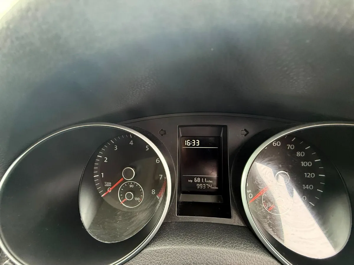 2010 Volkswagen Golf 1.4 Automatic - Image 4
