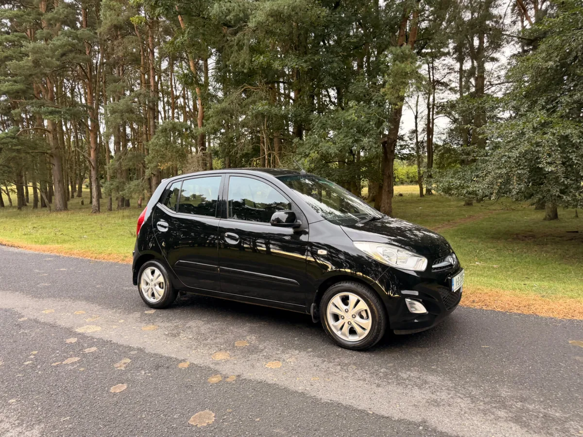 Hyundai i10 2011 Low KM - Image 1