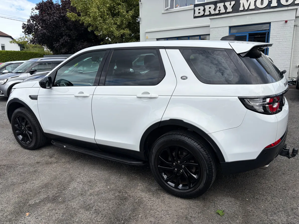 2016 LAND ROVER DISCOVERY SPORT 5 SEATS 6 SPEED - Image 5