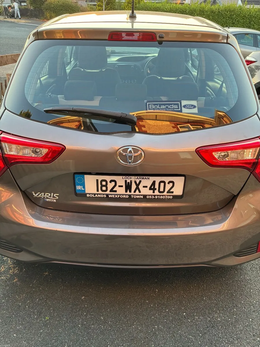 Toyota Yaris 2018 - Image 3