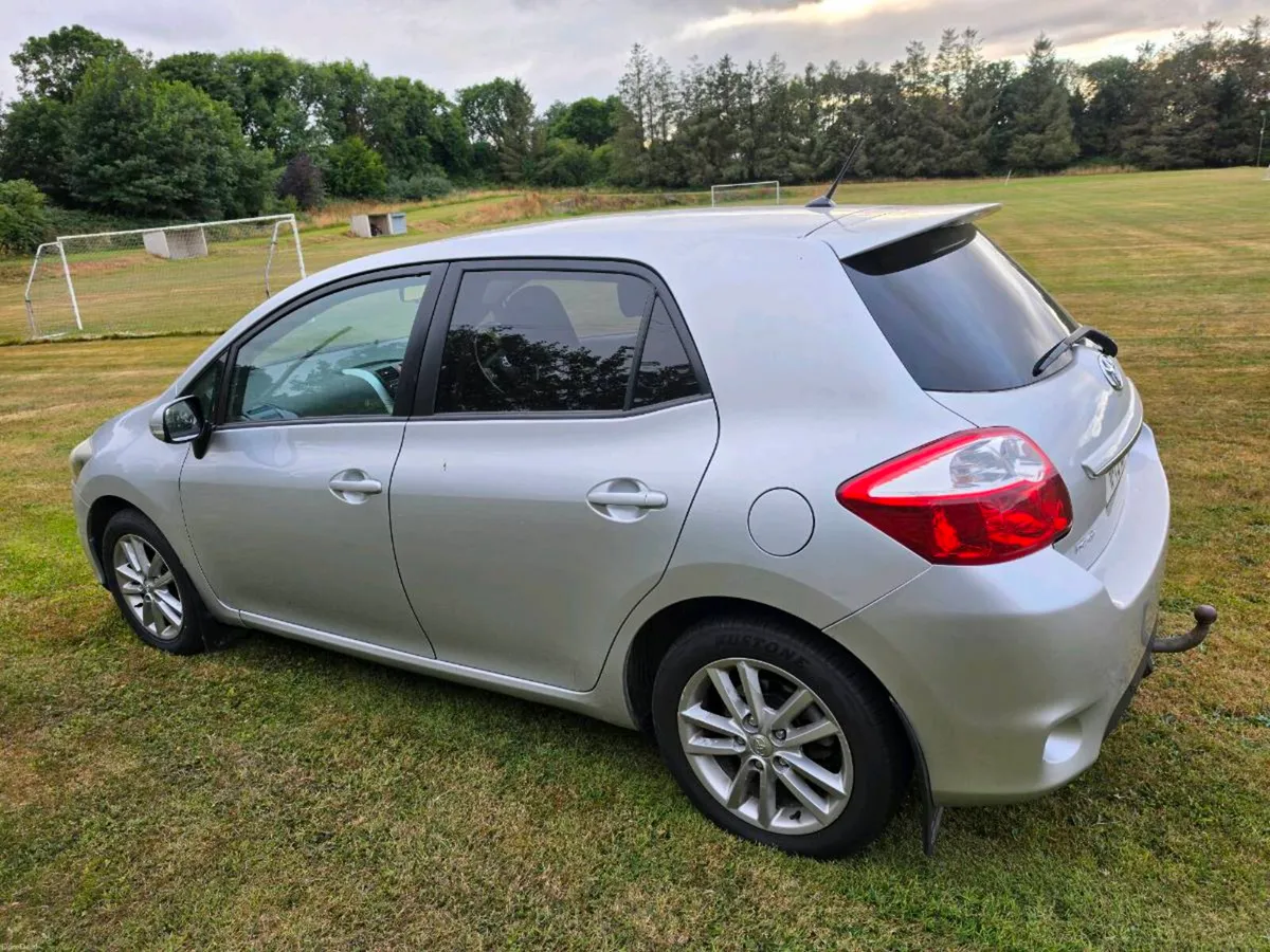 TOYOTA AURIS 1.4 D4D DIESEL 2011 [NCT'D 6/27] - Image 4