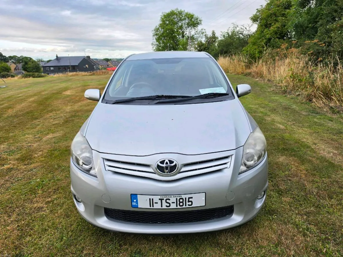 TOYOTA AURIS 1.4 D4D DIESEL 2011 [NCT'D 6/27] - Image 6