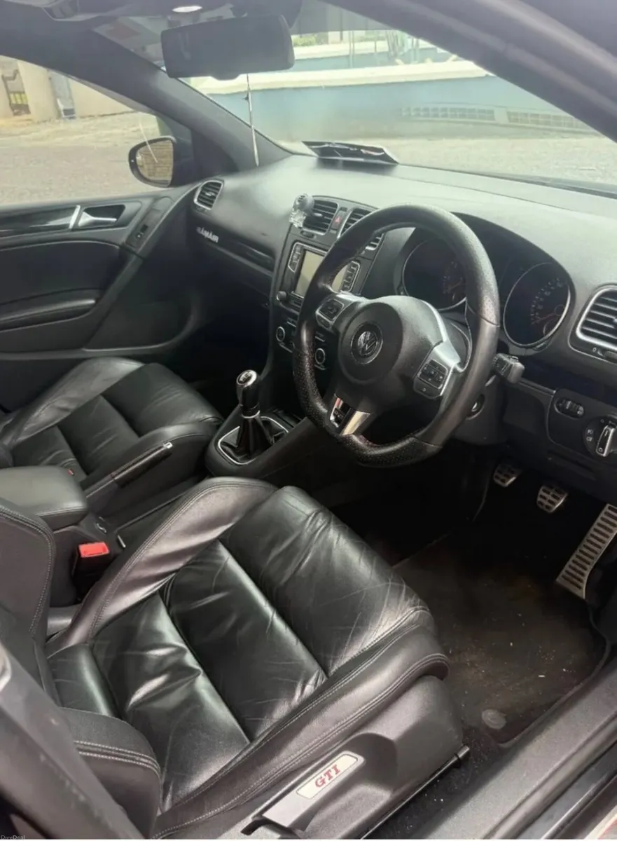 Volkswagen Golf 2012 - Image 3