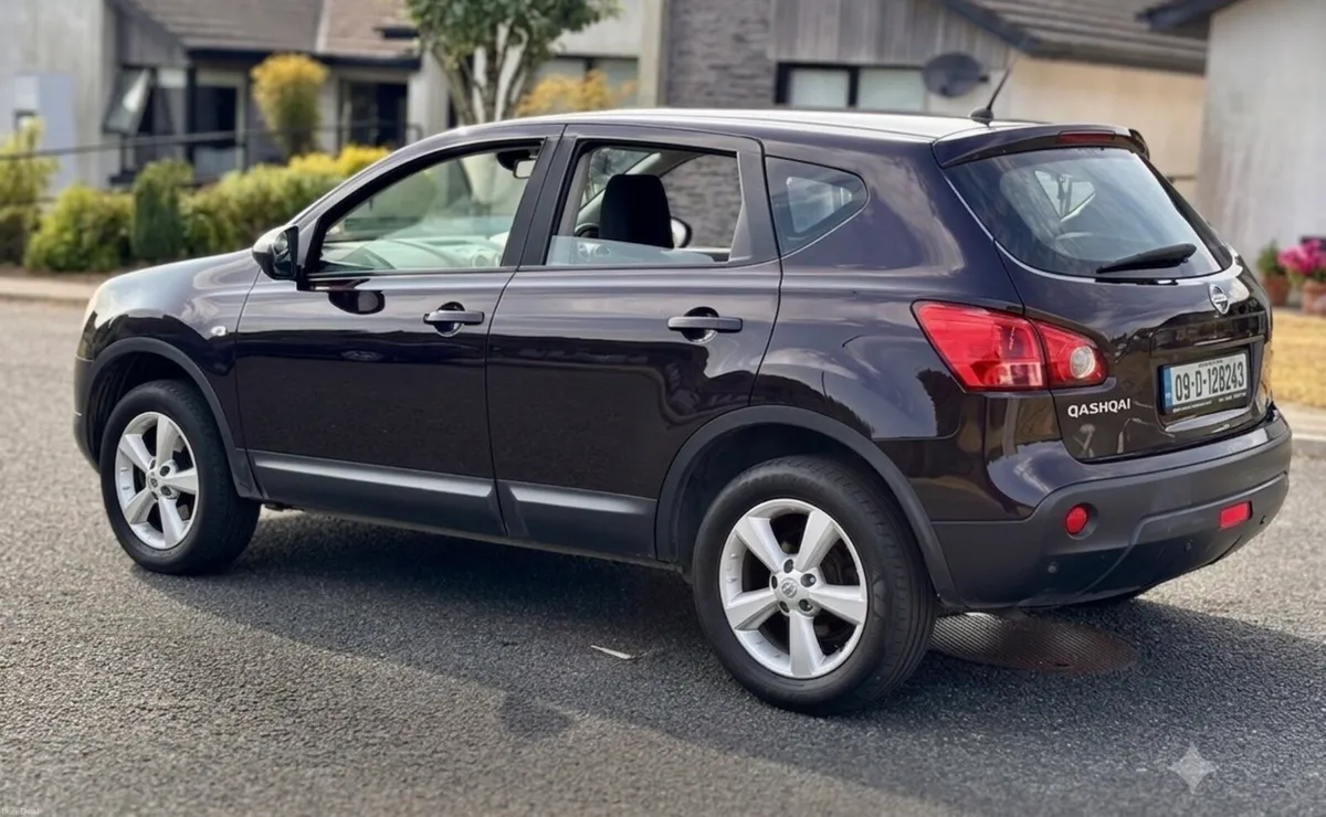 Nissan qashqai NCT 03.2027 TAX 08.2026 - Image 6