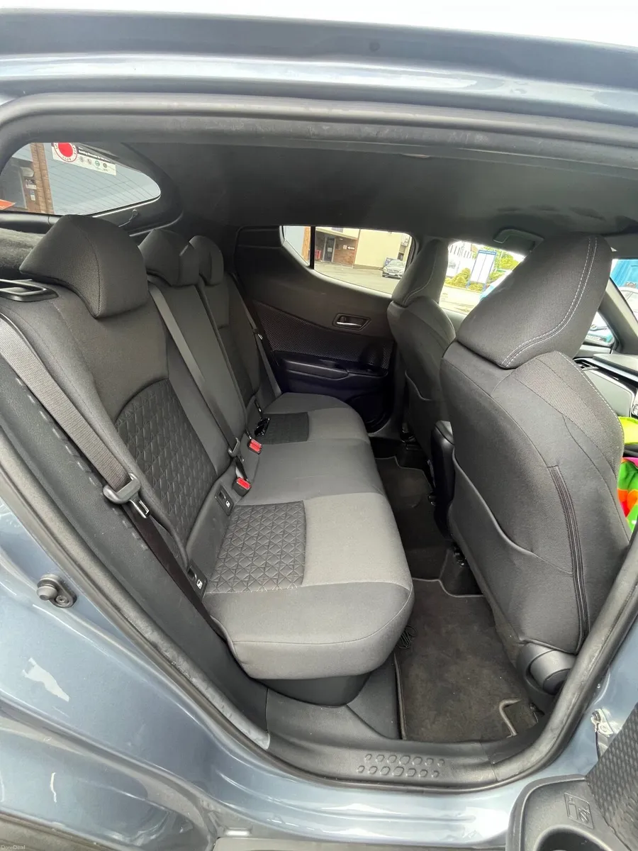 Toyota C-HR 2020 - Image 4