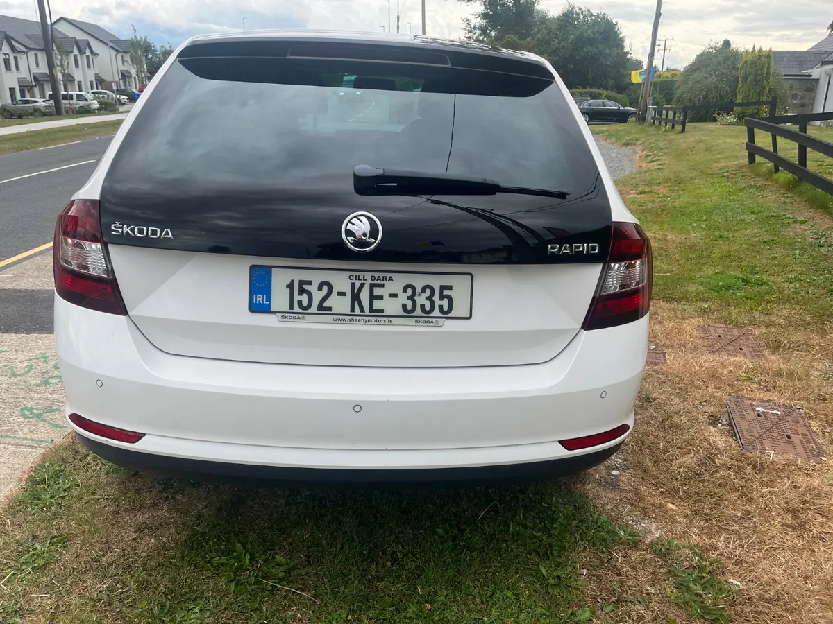 Skoda Rapid 2015 - Image 3