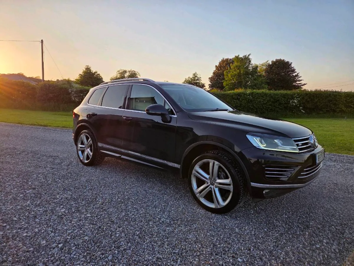 VW Touareg R-Line - Image 1