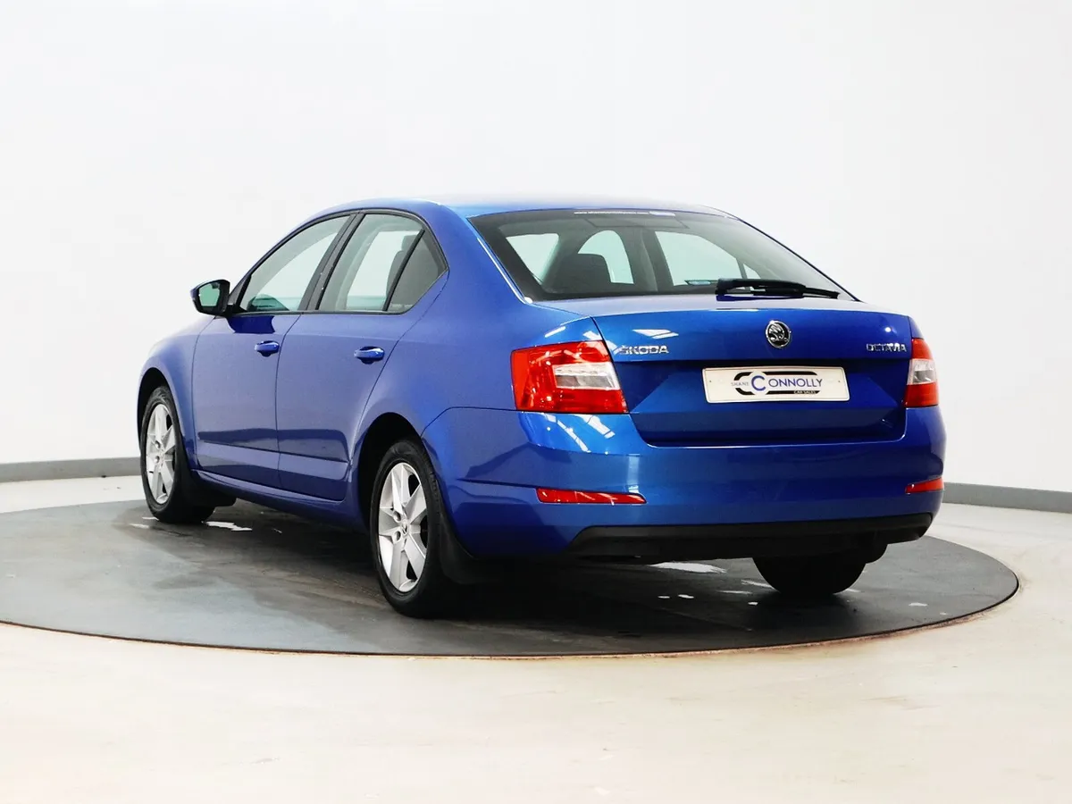 *29* 2015 Skoda Octavia 1.2TSI AMBITION - Image 6