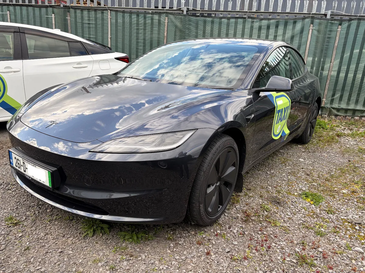 2026 Tesla Model 520KMS RANGE READY TO GO TAXI - Image 3