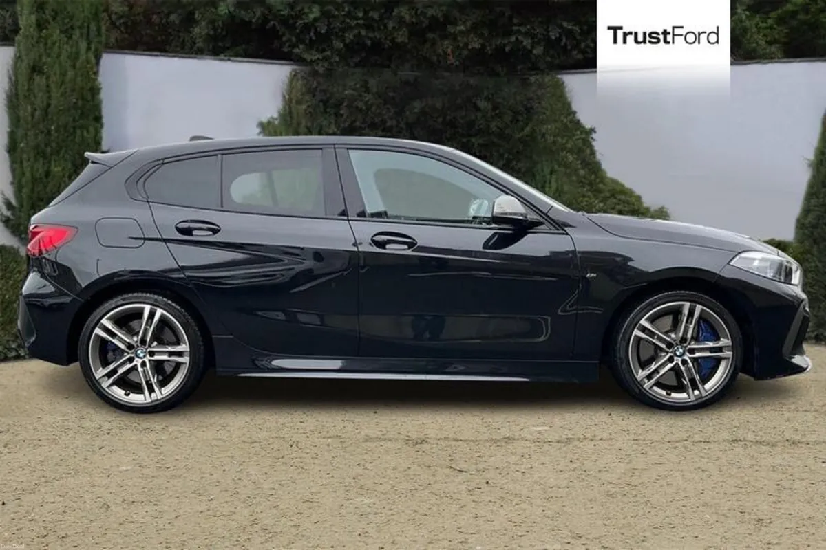BMW 1-Series M135i xDrive 5dr Step Auto [Pro Pack] - Image 3