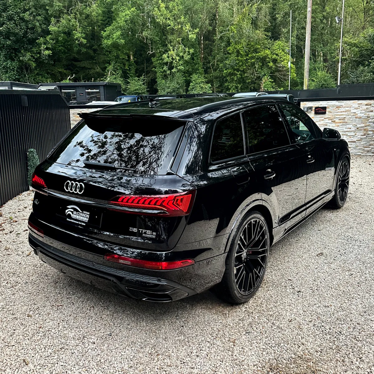 2021 (211) Audi Q7 S Line Black Edition 55 TFSI e - Image 3