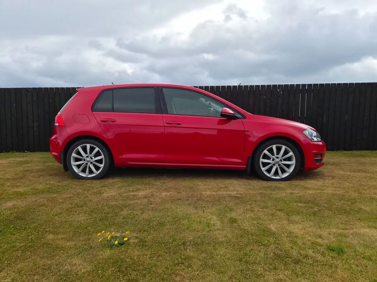 2016 Volkswagen Golf 1.6 TDI GT BMT 110PS 5DR - Image 3