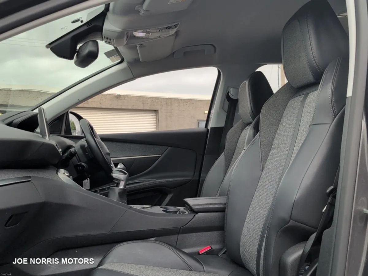 Peugeot 5008 ALLURE 1.2 130 6.3 4DR - Image 2