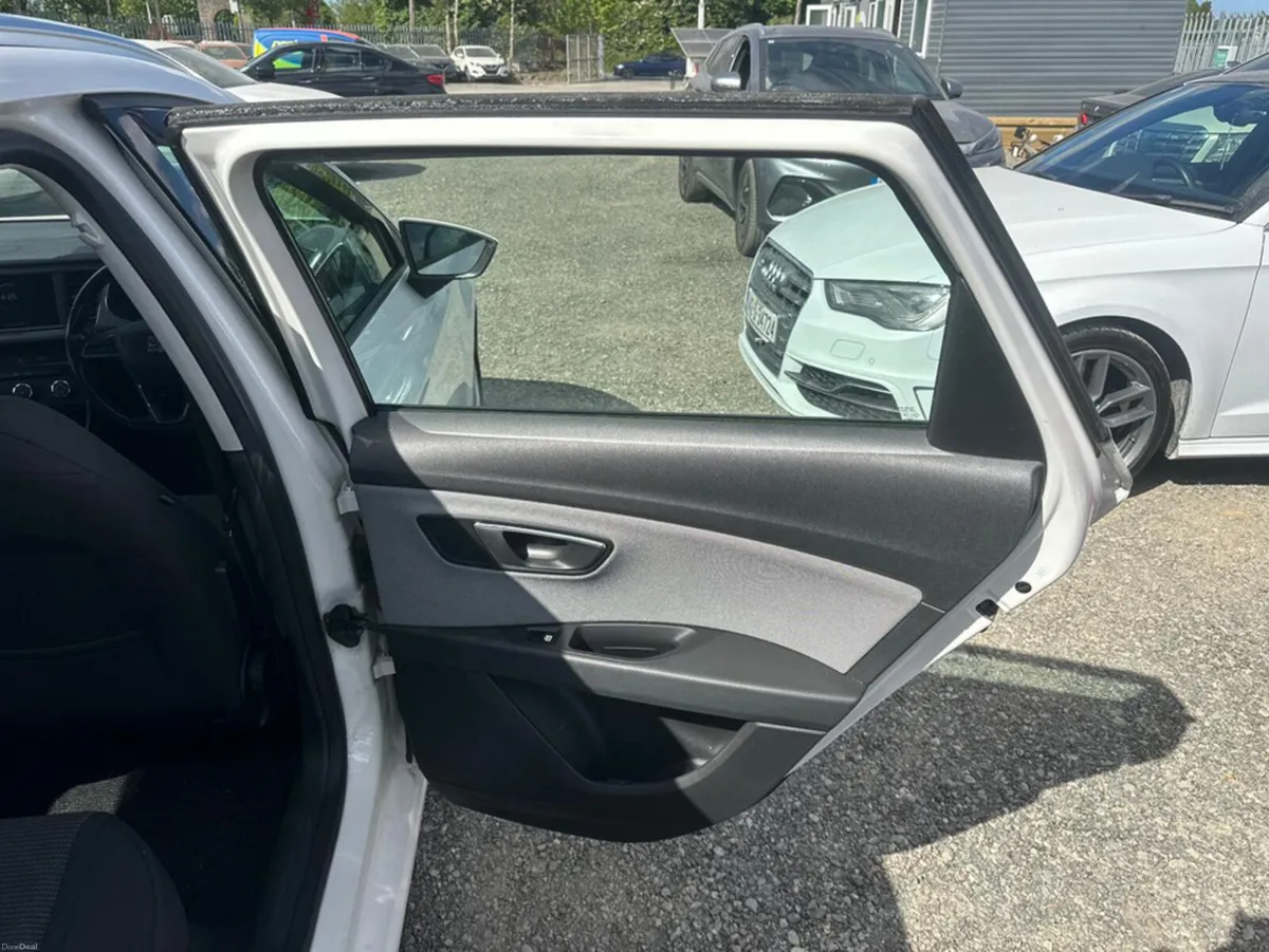 SEAT Leon 1.6 SE TECHNOLOGY AUTO - Full Service hi - Image 6